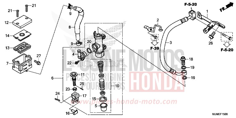 REAR BRAKE MASTER CYLINDER von VFR800X "Crossrunner" CANDY PROMINENCE RED (R342) von 2017